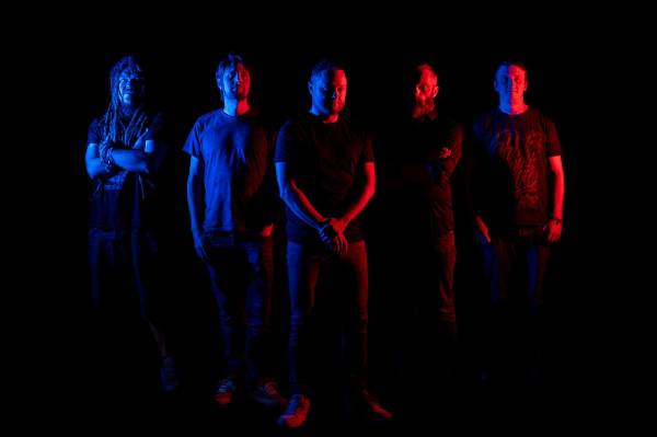 X-POZED : "Pour l'instant, l'objectif principal est simple : jouer autant que possible et porter ces chansons sur scène."