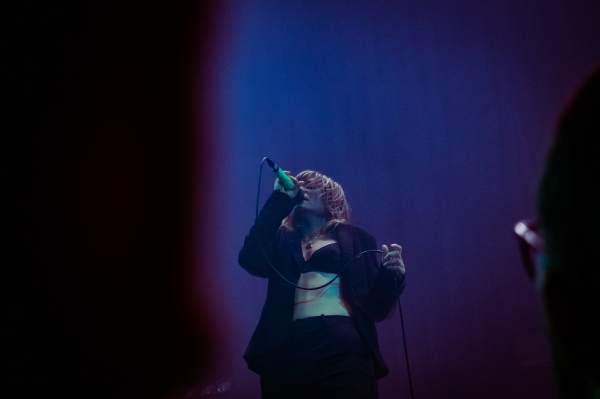 Billy Nomates à Bruxelles (Botanique), le 06-04-2023, par Nicolas Lambinet — 18 sur 32