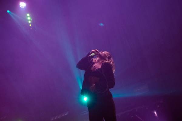 Billy Nomates à Bruxelles (Botanique), le 06-04-2023, par Nicolas Lambinet — 20 sur 32