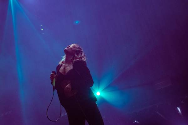 Billy Nomates à Bruxelles (Botanique), le 06-04-2023, par Nicolas Lambinet — 21 sur 32