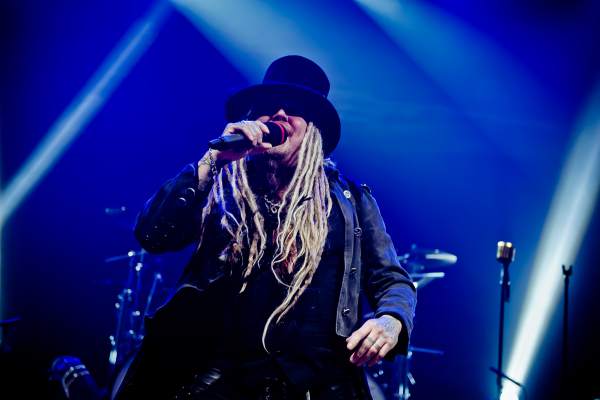 Korpiklaani à Bomal-sur-Ourthe (Durbuy Rock Festival), le 12-05-2023, par Fred — 3 sur 17