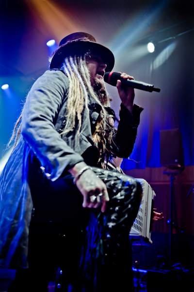 Korpiklaani à Bomal-sur-Ourthe (Durbuy Rock Festival), le 12-05-2023, par Fred — 4 sur 17
