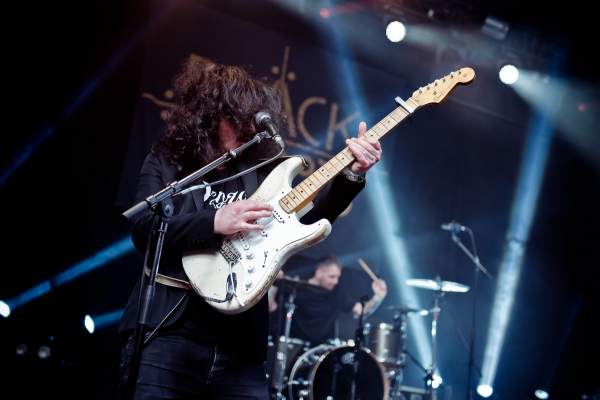 Black Mirrors à Bomal-sur-Ourthe (Durbuy Rock Festival), le 13-05-2023, par Fred — 20 sur 20