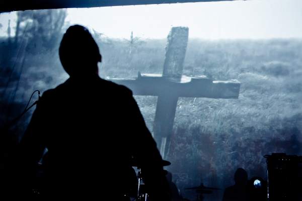 Amenra à Bomal-sur-Ourthe (Durbuy Rock Festival), le 13-05-2023, par Fred — 3 sur 20