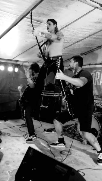 Sons of Disaster à Walsoorden (Silo Rock), le 13-05-2023, par Marcela Tapia — 13 sur 15
