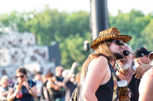 Hellfestivaliers à Clisson (Hellfest Open Air), le 18-06-2023, par Nicolas Lambinet — 12 sur 37