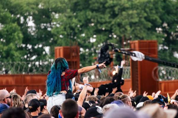 Hellfestivaliers à Clisson (Hellfest Open Air), le 18-06-2023, par Nicolas Lambinet — 9 sur 37