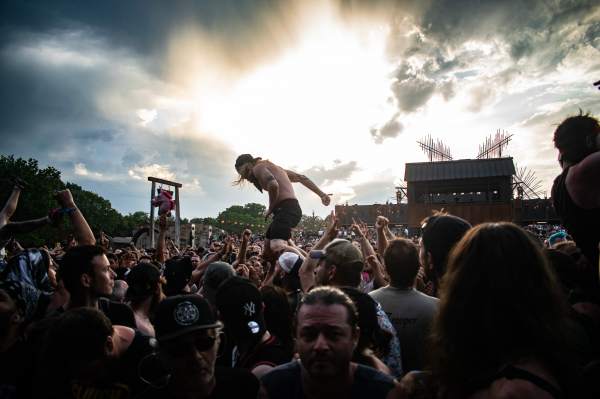 Hellfestivaliers à Clisson (Hellfest Open Air), le 18-06-2023, par Nicolas Lambinet — 22 sur 37