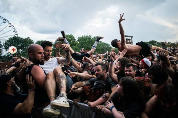 Hellfestivaliers à Clisson (Hellfest Open Air), le 18-06-2023, par Nicolas Lambinet — 24 sur 37