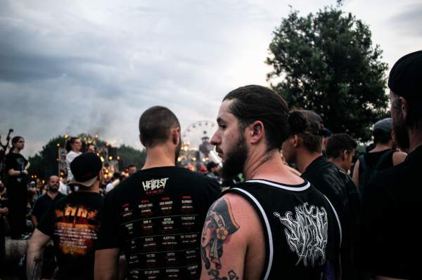 Hellfestivaliers à Clisson (Hellfest Open Air), le 18-06-2023, par Nicolas Lambinet — 27 sur 37
