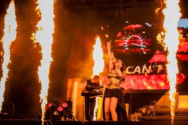 Within Temptation à Lokeren (Grote Kaai), le 06-08-2023, par Jürgen Bruynooghe — 35 sur 36