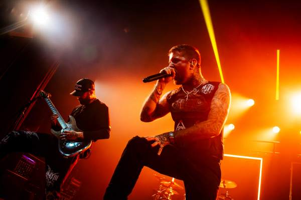 Bury Tomorrow à Bruxelles (Ancienne Belgique), le 27-09-2023, par Nicolas Lambinet — 10 sur 16