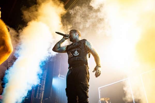 Bury Tomorrow à Bruxelles (Ancienne Belgique), le 27-09-2023, par Nicolas Lambinet — 15 sur 16