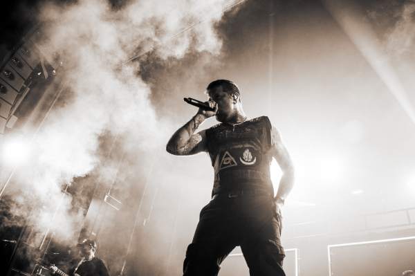 Bury Tomorrow à Bruxelles (Ancienne Belgique), le 27-09-2023, par Nicolas Lambinet — 6 sur 16