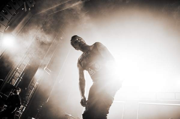 Bury Tomorrow à Bruxelles (Ancienne Belgique), le 27-09-2023, par Nicolas Lambinet — 7 sur 16
