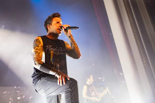 Simple Plan à Anvers (De Roma), le 07-02-2024, par Jürgen Bruynooghe — 28 sur 38