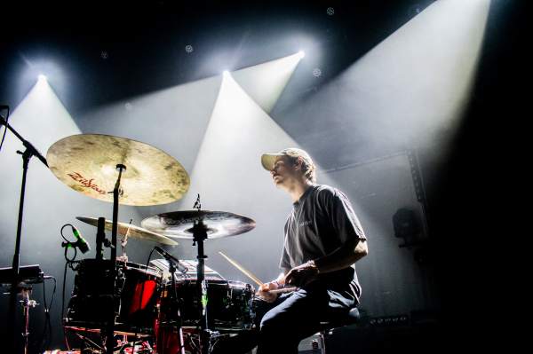 Youniss à Bruxelles (Botanique), le 03-05-2024, par Nicolas Lambinet — 6 sur 11
