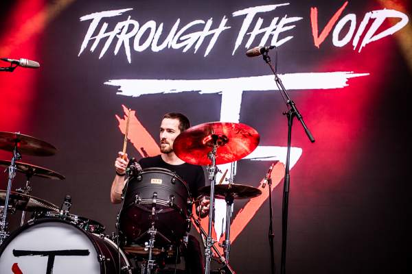 Through the Void à Bomal-sur-Ourthe (Durbuy Rock Festival), le 11-05-2024, par Fred — 14 sur 17