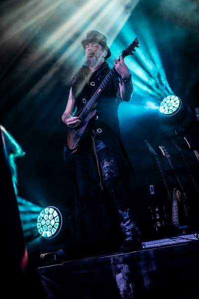 Feuerschwanz à Bomal-sur-Ourthe (Durbuy Rock Festival), le 11-05-2024, par Fred — 17 sur 20