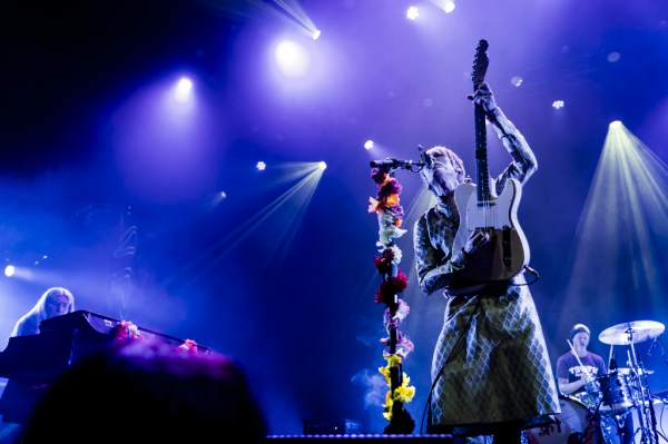 Kula Shaker à Maastricht (Muziekgieterij), le 19-05-2024, par Christ El — 4 sur 21