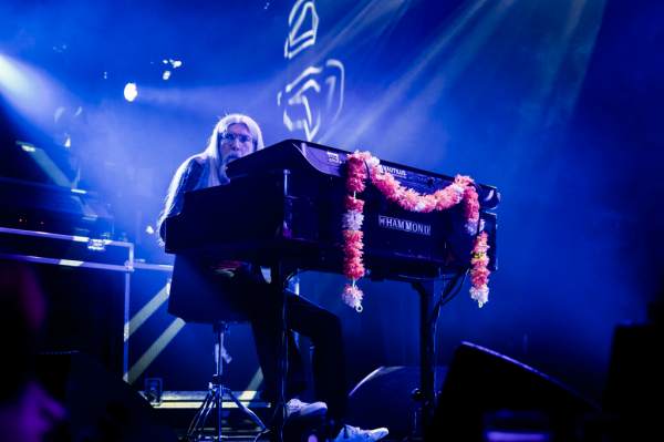 Kula Shaker à Maastricht (Muziekgieterij), le 19-05-2024, par Christ El — 6 sur 21