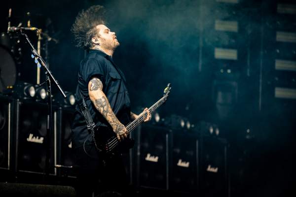 While She Sleeps à Ysselsteyn (Jera on Air), le 29-06-2024, par Jürgen Bruynooghe — 18 sur 35