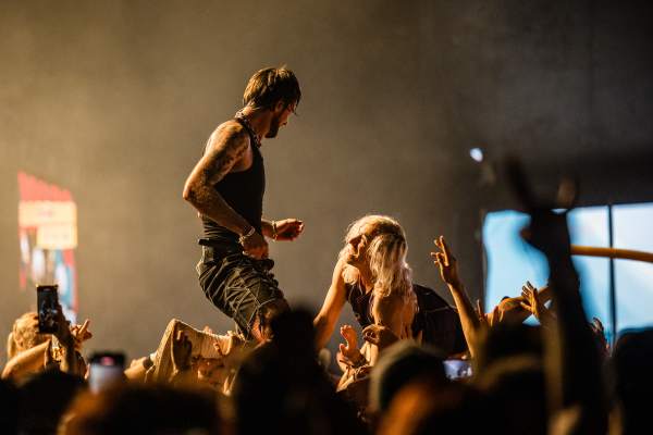 While She Sleeps à Ysselsteyn (Jera on Air), le 29-06-2024, par Jürgen Bruynooghe — 33 sur 35
