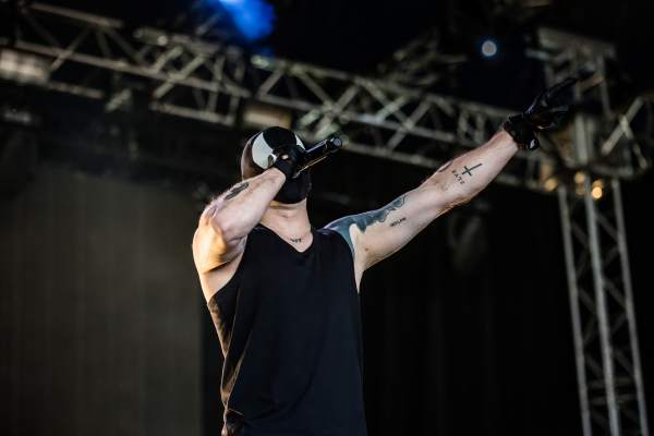 The Bloody Beetroots à Ysselsteyn (Jera on Air), le 30-06-2024, par Jürgen Bruynooghe — 4 sur 14