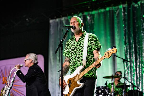 Me First and the Gimme Gimmes à Ysselsteyn (Jera on Air), le 30-06-2024, par Jürgen Bruynooghe — 17 sur 24