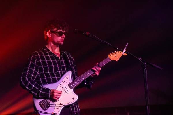 Bill Ryder-Jones à Lokeren (Lokerse Feesten), le 05-08-2024, par Jürgen Bruynooghe — 15 sur 16