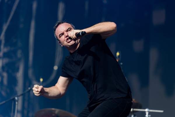 Future Islands à Lokeren (Lokerse Feesten), le 05-08-2024, par Jürgen Bruynooghe — 13 sur 26