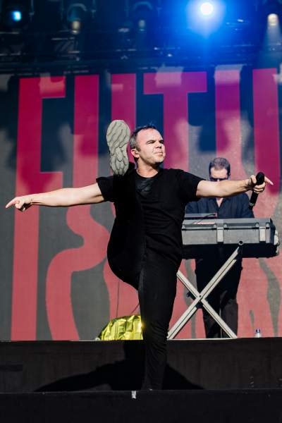 Future Islands à Lokeren (Lokerse Feesten), le 05-08-2024, par Jürgen Bruynooghe — 23 sur 26