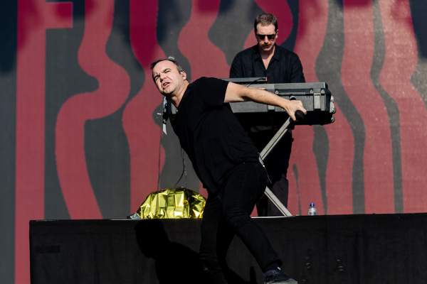 Future Islands à Lokeren (Lokerse Feesten), le 05-08-2024, par Jürgen Bruynooghe — 8 sur 26