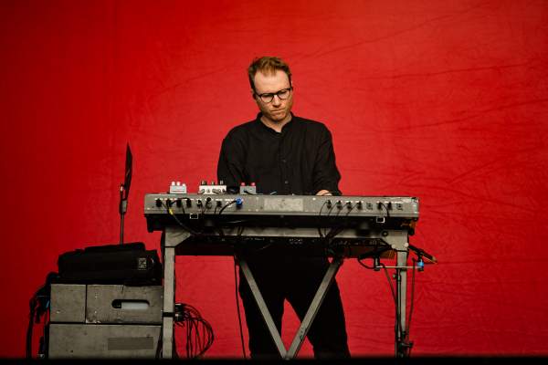 Whispering Sons à Lokeren (Lokerse Feesten), le 10-08-2024, par Jürgen Bruynooghe — 15 sur 35