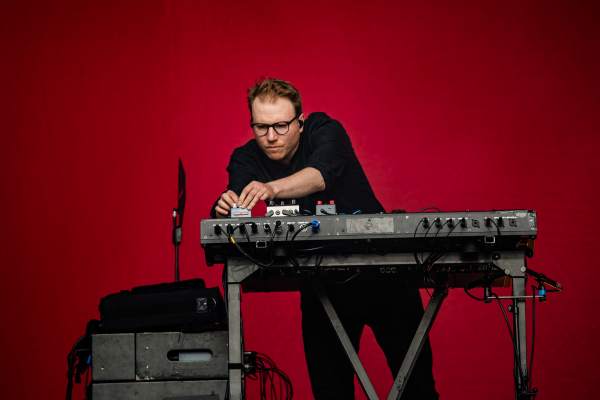 Whispering Sons à Lokeren (Lokerse Feesten), le 10-08-2024, par Jürgen Bruynooghe — 18 sur 35