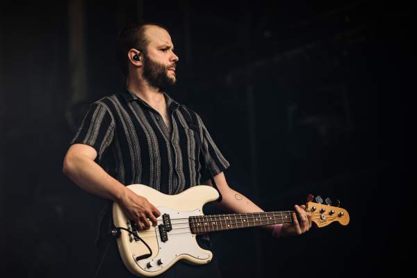 Whispering Sons à Lokeren (Lokerse Feesten), le 10-08-2024, par Jürgen Bruynooghe — 25 sur 35