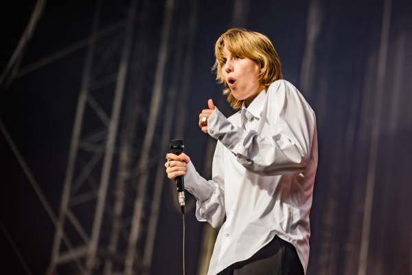 Whispering Sons à Lokeren (Lokerse Feesten), le 10-08-2024, par Jürgen Bruynooghe — 34 sur 35