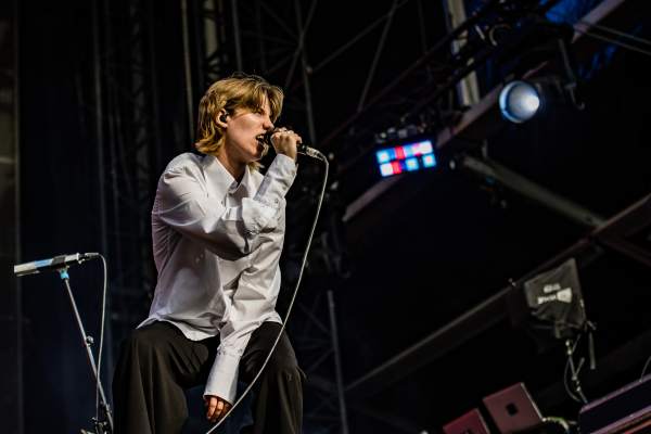 Whispering Sons à Lokeren (Lokerse Feesten), le 10-08-2024, par Jürgen Bruynooghe — 8 sur 35