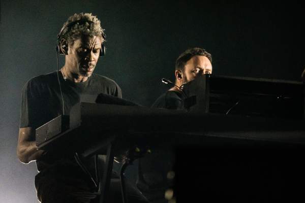 Massive Attack à Lokeren (Lokerse Feesten), le 10-08-2024, par Jürgen Bruynooghe — 15 sur 41