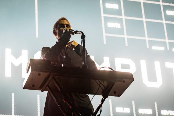 Massive Attack à Lokeren (Lokerse Feesten), le 10-08-2024, par Jürgen Bruynooghe — 32 sur 41