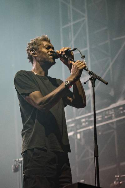 Massive Attack à Lokeren (Lokerse Feesten), le 10-08-2024, par Jürgen Bruynooghe — 34 sur 41