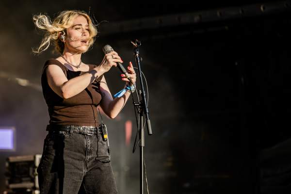 Blondshell à Charleville-Mézières (Cabaret Vert), le 15-08-2024, par Jürgen Bruynooghe — 6 sur 18