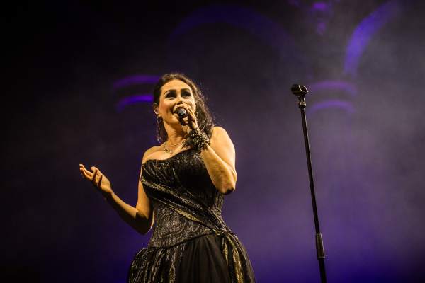 Within Temptation à Anvers (Lotto Arena), le 04-10-2024, par Jürgen Bruynooghe — 11 sur 49