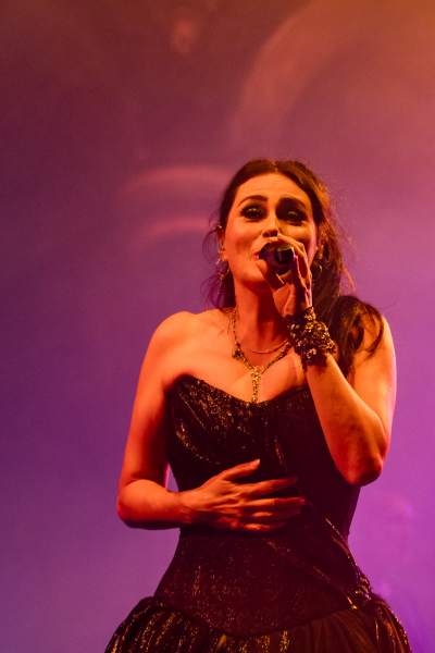 Within Temptation à Anvers (Lotto Arena), le 04-10-2024, par Jürgen Bruynooghe — 15 sur 49