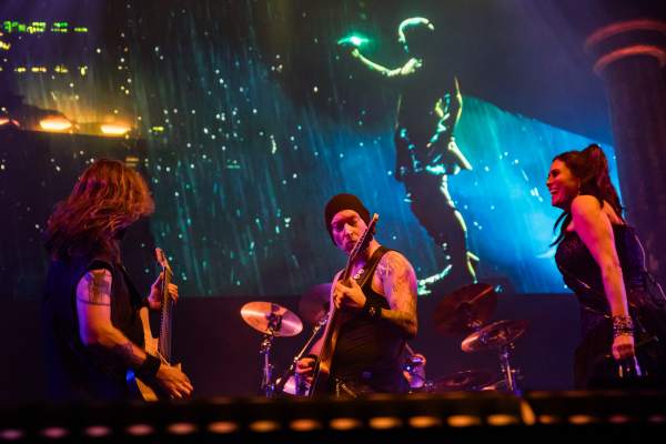 Within Temptation à Anvers (Lotto Arena), le 04-10-2024, par Jürgen Bruynooghe — 20 sur 49