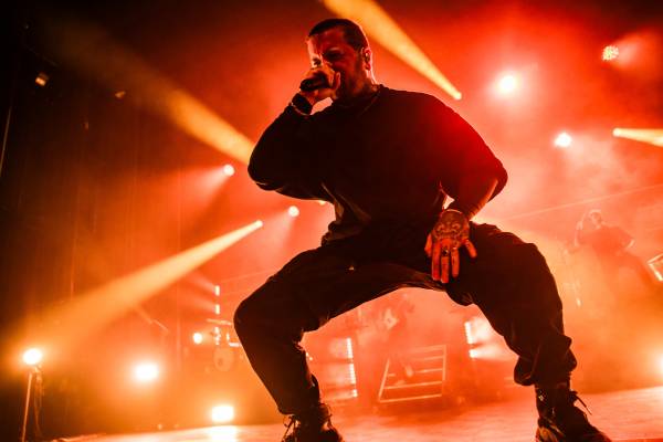 Bury Tomorrow à Bruxelles (Ancienne Belgique), le 01-12-2024, par Jürgen Bruynooghe — 27 sur 49