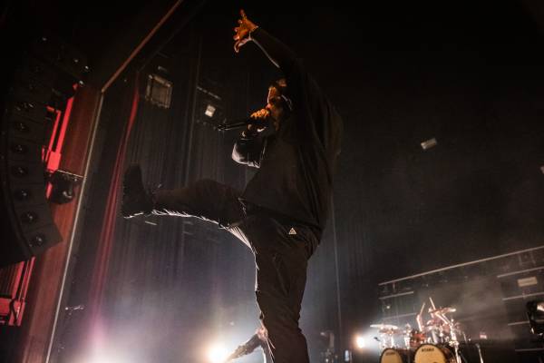 Bury Tomorrow à Bruxelles (Ancienne Belgique), le 01-12-2024, par Jürgen Bruynooghe — 31 sur 49