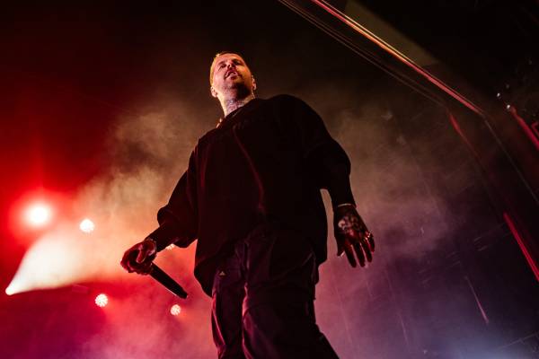 Bury Tomorrow à Bruxelles (Ancienne Belgique), le 01-12-2024, par Jürgen Bruynooghe — 36 sur 49