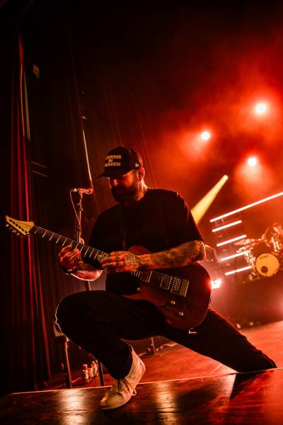 Bury Tomorrow à Bruxelles (Ancienne Belgique), le 01-12-2024, par Jürgen Bruynooghe — 38 sur 49