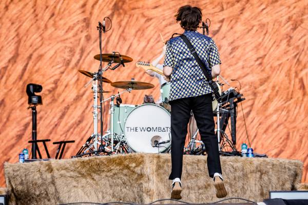 The Wombats à Tienen (Suikerrock), le 02-08-2025, par Jürgen Bruynooghe — 14 sur 33